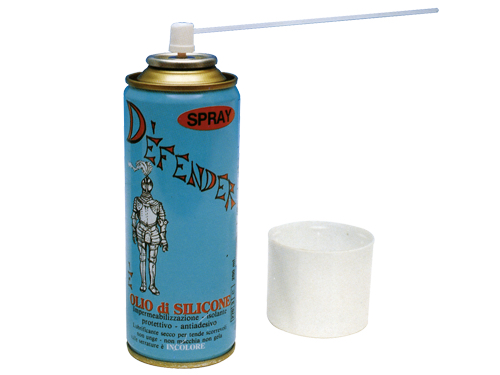 SPRAY AL SILICONE DEFENDER       200 ML. (cartone 12 PZ)