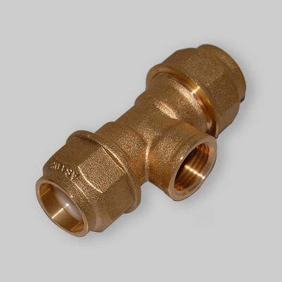 RACCORDO A TEE FEMMINA ANELLO RESINA 20 x 1/2" x 20