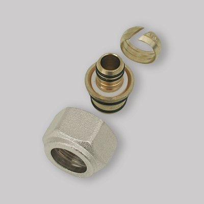 ADATTATORE TUBO MULTISTRATO CON CALOTTA FAR 20x2