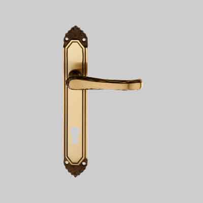 MANIGLIA ''FIORELLA'' CON PLACCA FORO YALE Q8/85