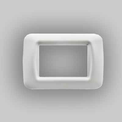 PLACCA COPRINTERRUTTORI BIANCO NUVOLA 'SYSTEM' 'GW22506' 6 posti