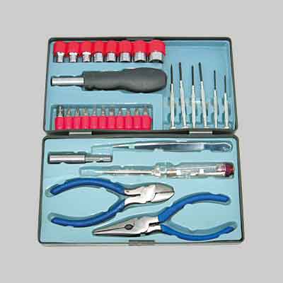 SET UTENSILI 29 pezzi