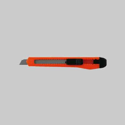 CUTTER PLASTICA mm 9