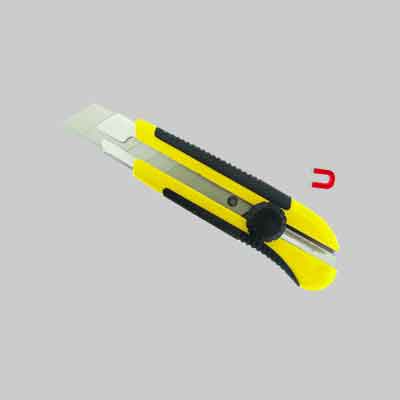 CUTTER PROFESSIONALE 'RUBBER TOUCH' METRICA mm 25